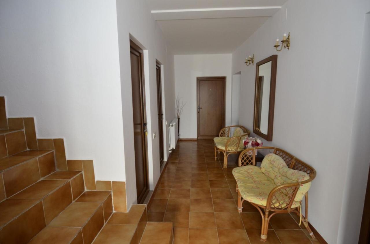 Vila Calypso Apartment Costinesti Bagian luar foto